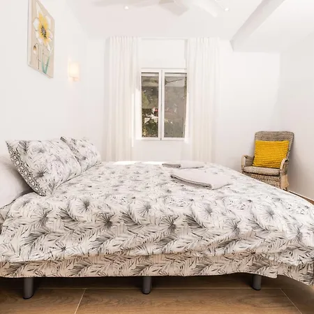 Aparto Almi Appartement