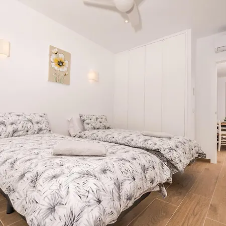 Aparto Almi Appartement *